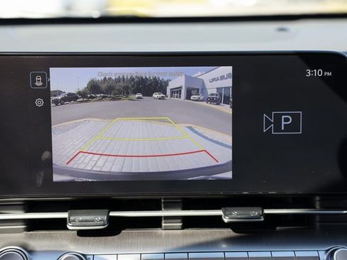 Used 2024 Hyundai Kona SE image 23
