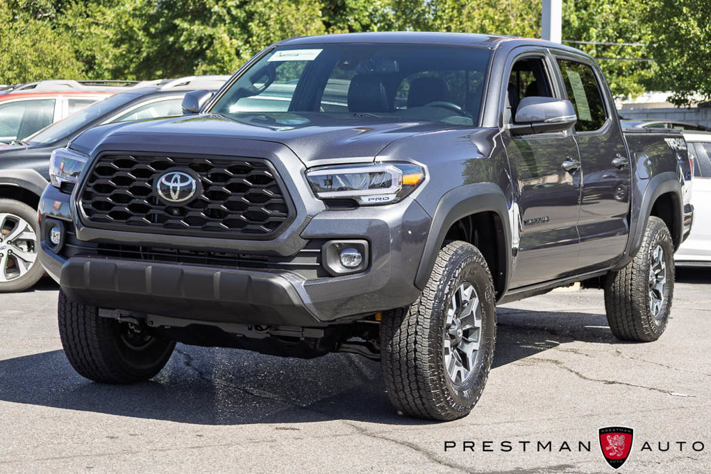 Used 2023 Toyota Tacoma TRD Off-Road w/ TRD Premium Off Road Package AWD/4WD image 18