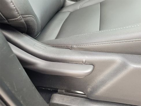 Certified 2022 Chevrolet Silverado 1500 LT Trail Boss w/ Convenience Package II image 19