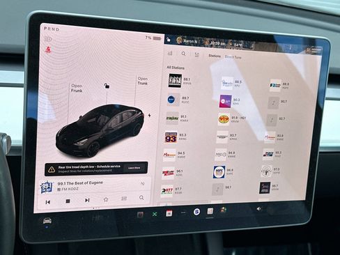 Used 2022 Tesla Model 3 Performance image 17