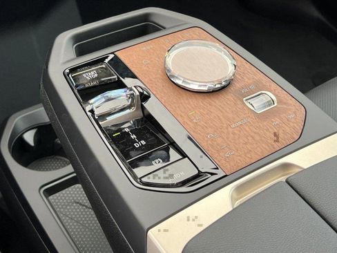 Used 2024 BMW iX M60 image 38