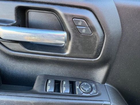 Used 2021 Chevrolet Silverado 1500 Custom image 14