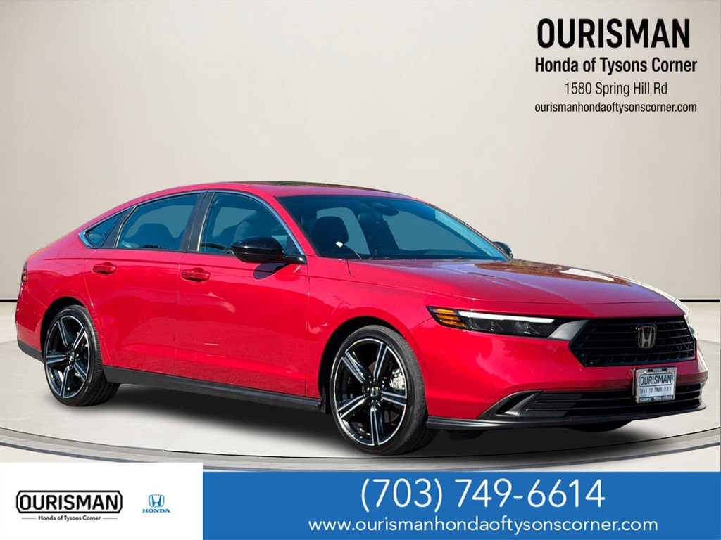 Used 2024 Honda Accord Sport image 1