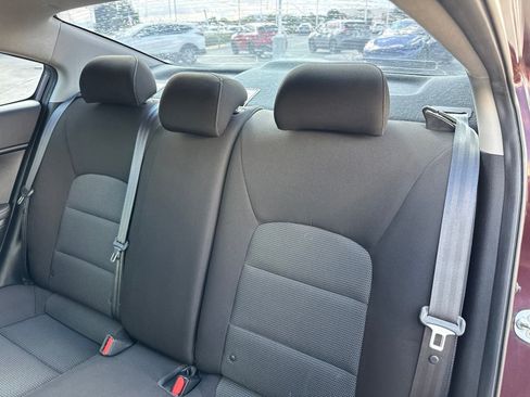 Certified 2017 Kia Forte LX FWD image 19