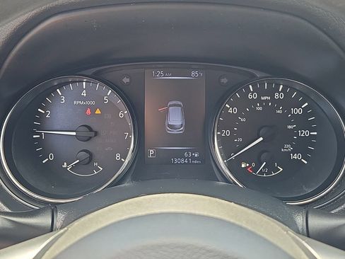 Used 2017 Nissan Rogue Sport SV AWD/4WD image 24