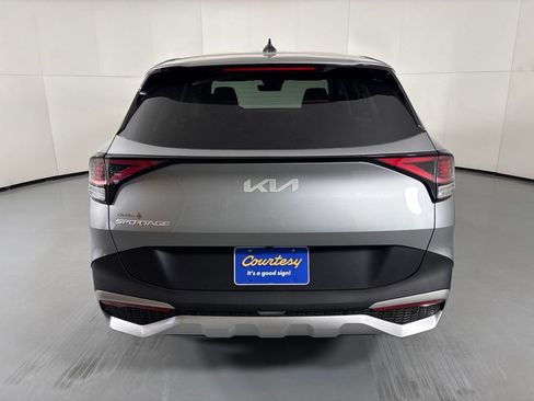 Used 2024 Kia Sportage EX FWD image 7
