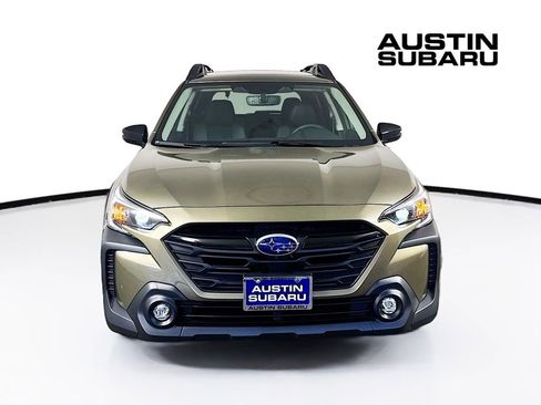 Certified 2025 Subaru Outback Onyx Edition XT image 3