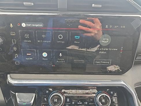 Used 2025 GMC Sierra 3500 Denali image 24