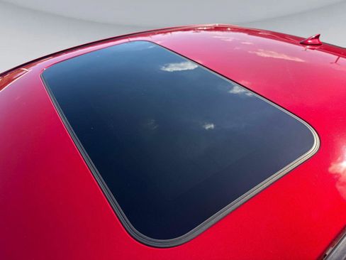 Used 2018 MAZDA MAZDA3 Touring image 31