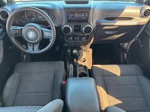 Used 2011 Jeep Wrangler Unlimited Sport image 21