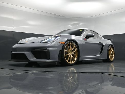 Used 2023 Porsche 718 Cayman GT4 RWD image 22
