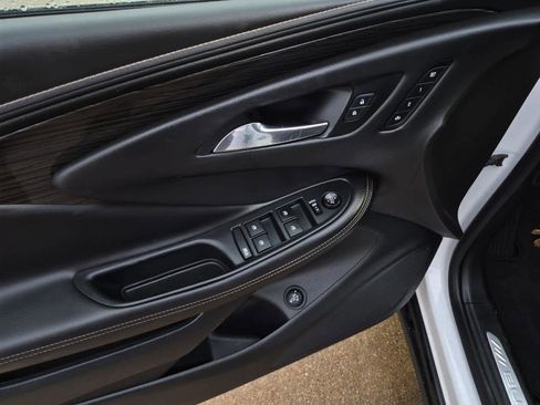 Used 2017 Buick Envision Essence image 14