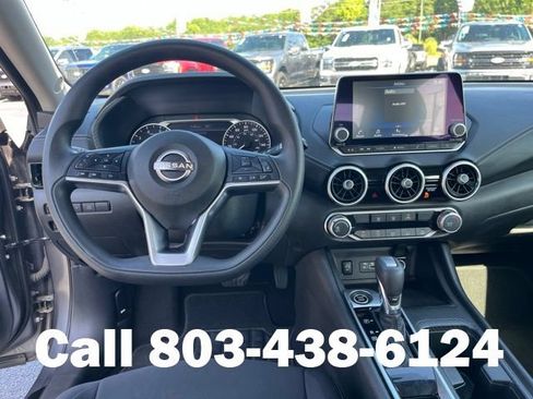 Used 2024 Nissan Sentra SV FWD image 15