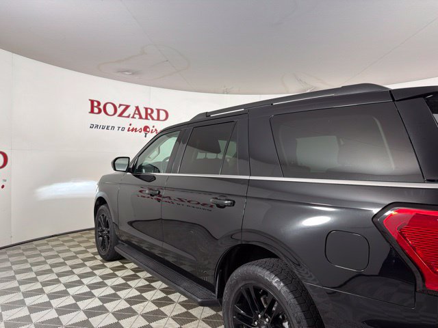 Used 2024 Ford Expedition XLT RWD image 9