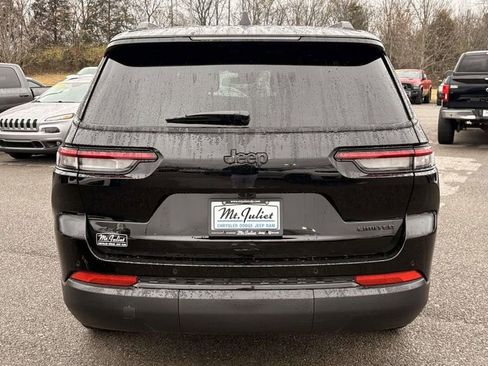 New 2025 Jeep Grand Cherokee L Limited w/ Black Appearance Package AWD/4WD image 8