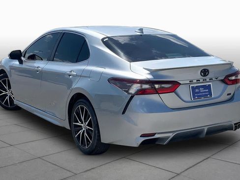 Used 2023 Toyota Camry SE FWD image 12
