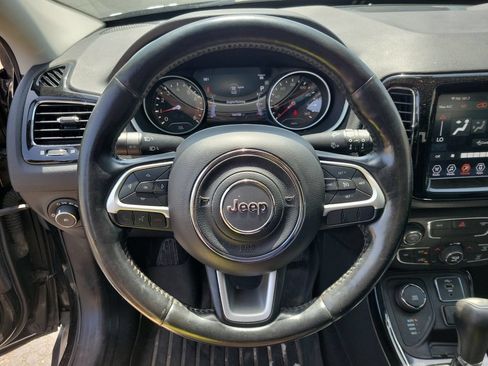 Used 2019 Jeep Compass Limited AWD/4WD image 22