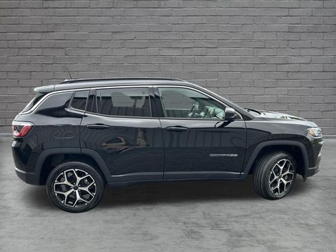 New 2026 Jeep Compass Limited AWD/4WD image 9