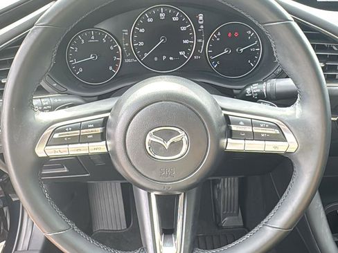 Used 2021 MAZDA MAZDA3 s image 12