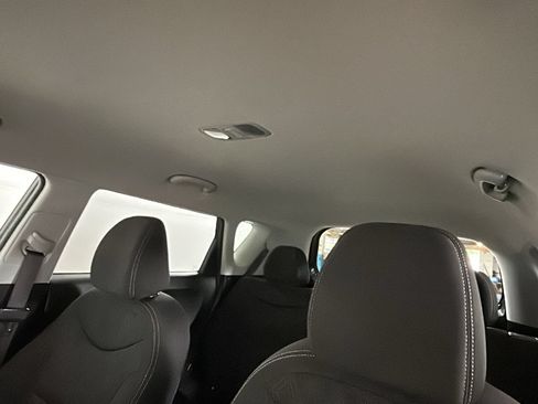 Used 2019 Kia Soul FWD image 15
