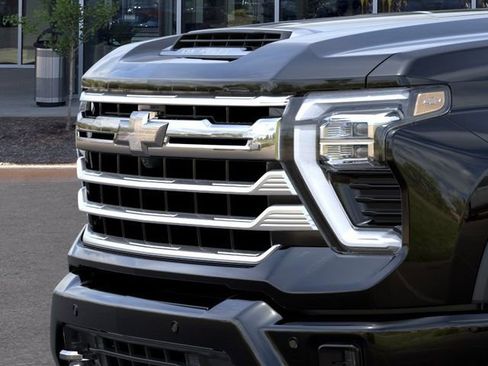 New 2026 Chevrolet Silverado 2500 High Country w/ High Country Premium Package AWD/4WD image 13