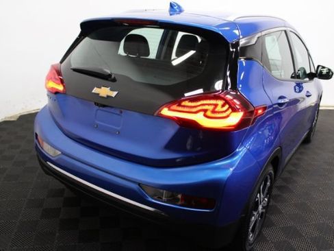 Used 2018 Chevrolet Bolt Premier w/ Driver Confidence II Package FWD image 6