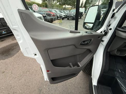 Used 2024 Ford Transit 350 XLT RWD image 20