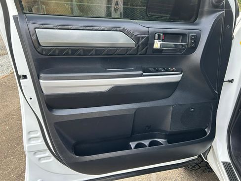 Used 2019 Toyota Tundra Platinum AWD/4WD image 10