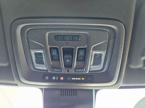 Used 2022 GMC Sierra 1500 SLT w/ SLT Premium Plus Package image 26