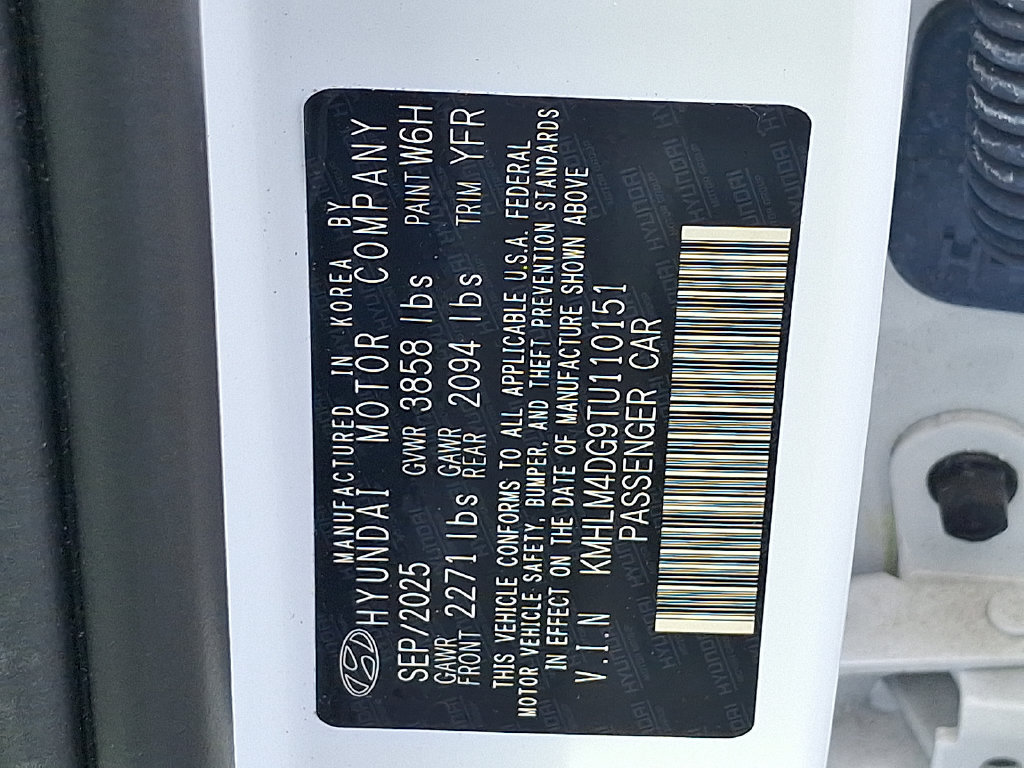 Used 2026 Hyundai Elantra Sport FWD image 28