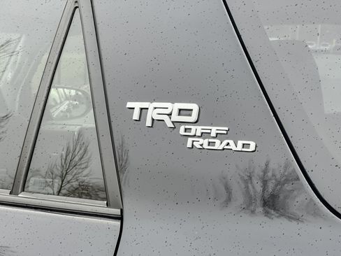 Used 2024 Toyota 4Runner TRD Off-Road Premium image 27