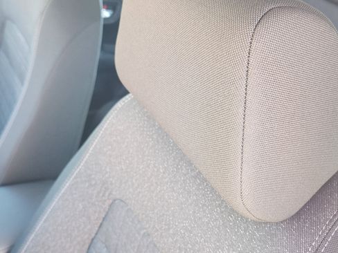 Certified 2023 Honda HR-V LX image 15