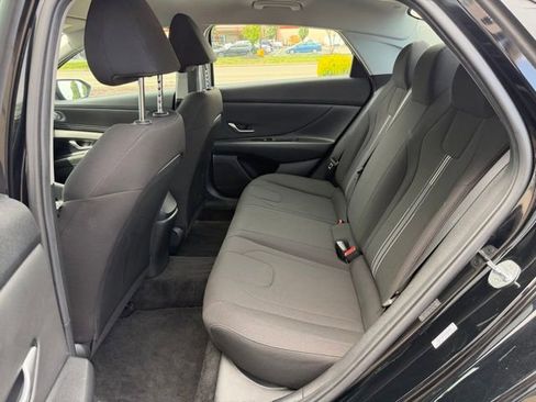 Used 2023 Hyundai Elantra SEL w/ Convenience Package FWD image 27