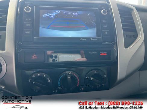 Used 2015 Toyota Tacoma 4x4 Double Cab w/ TRD Off-Road Package image 18