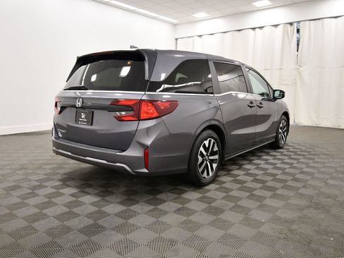 Certified 2025 Honda Odyssey EX-L image 8
