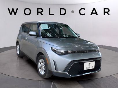 Used 2024 Kia Soul LX w/ Option Group 015