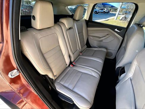 Used 2018 Ford Escape SEL image 19