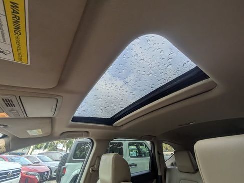 Used 2017 Honda CR-V Touring image 20