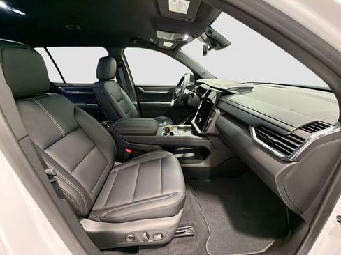 New 2026 GMC Acadia Elevation w/ Black Edition AWD/4WD image 25