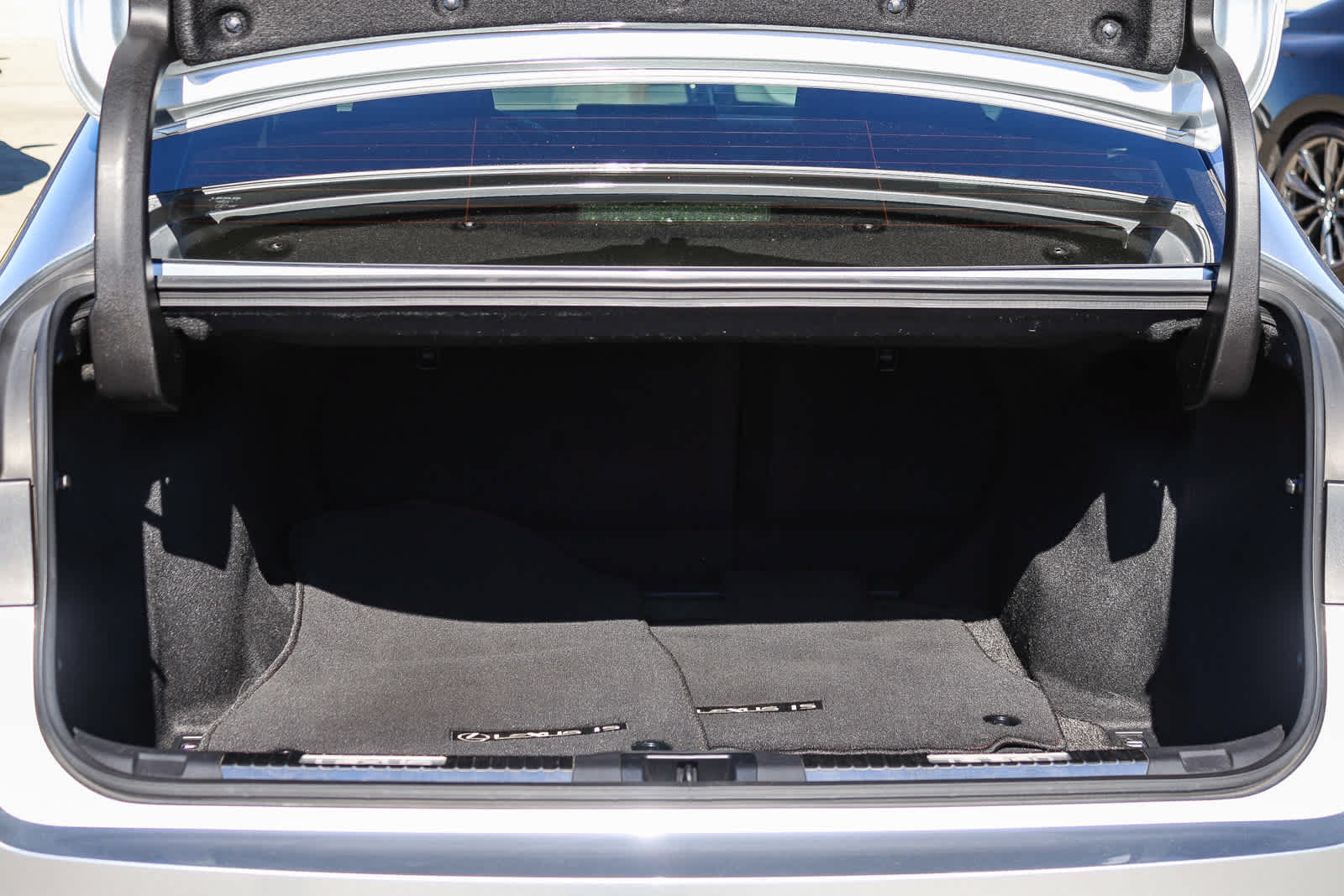 Used 2023 Lexus IS 350 F Sport w/ Navigation Package RWD image 29