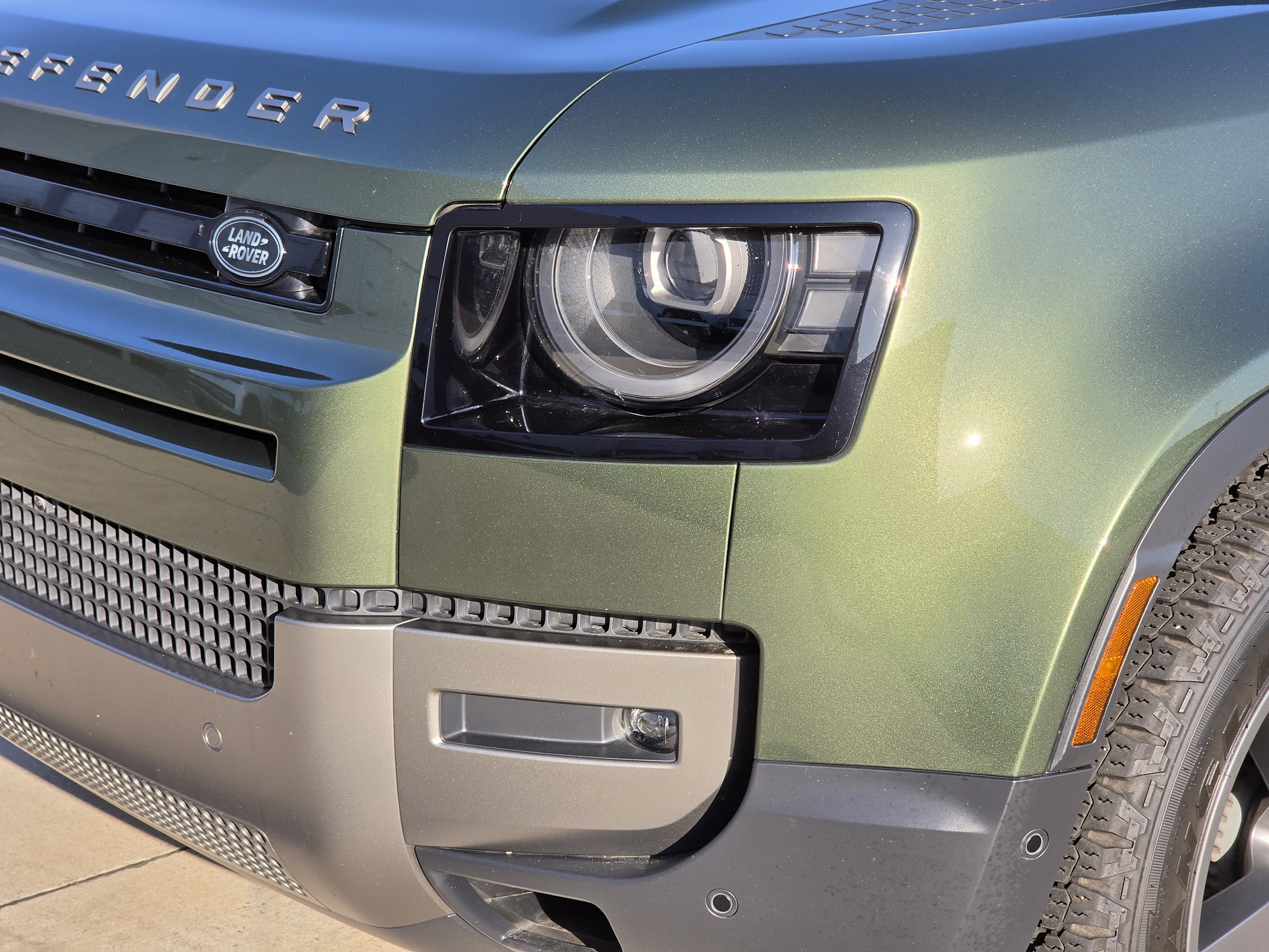 Used 2026 Land Rover Defender 110 S AWD/4WD image 9