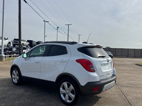Used 2016 Buick Encore Convenience FWD image 14