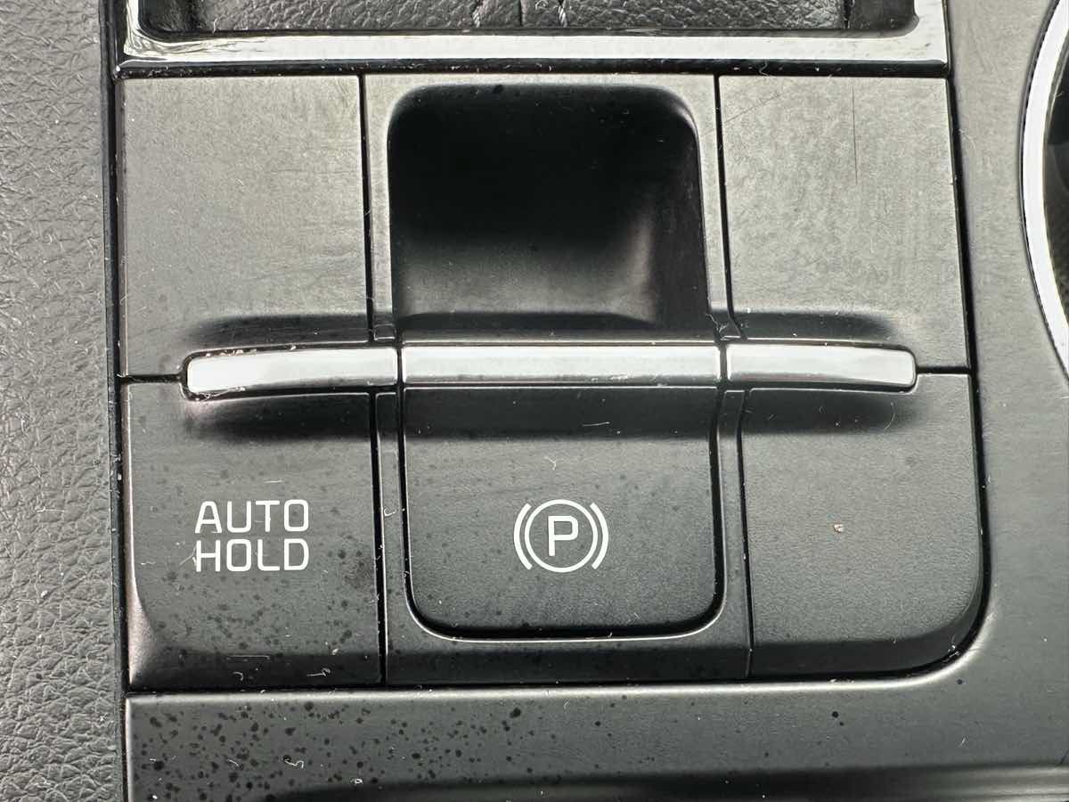 Used 2022 Kia K5 GT-Line AWD/4WD image 24