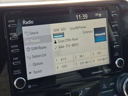 Certified 2022 Toyota Highlander XLE image 18