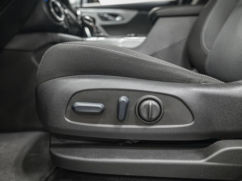 Used 2023 Chevrolet Blazer LT image 14