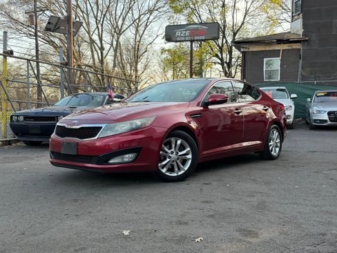 Used 2013 Kia Optima EX w/ Premium Pkg image 4