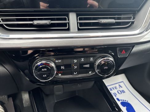 New 2026 Chevrolet Trax ACTIV FWD image 21