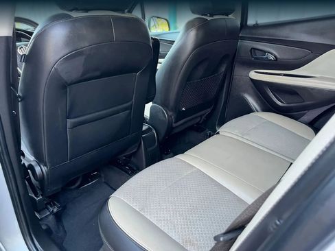 Used 2019 Buick Encore Preferred image 10