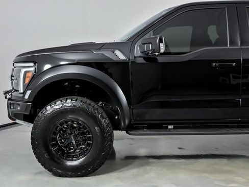 Used 2025 Ford F150 Raptor w/ Equipment Group 803A Raptor R AWD/4WD image 7