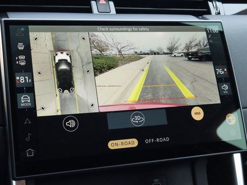 Certified 2025 Land Rover Discovery Sport S image 24